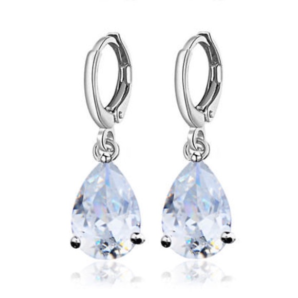 NEW!💙💎CZ TEARDROP EARRINGS💎💙BEAUTIFUL ADORABLE - Picture 7 of 14